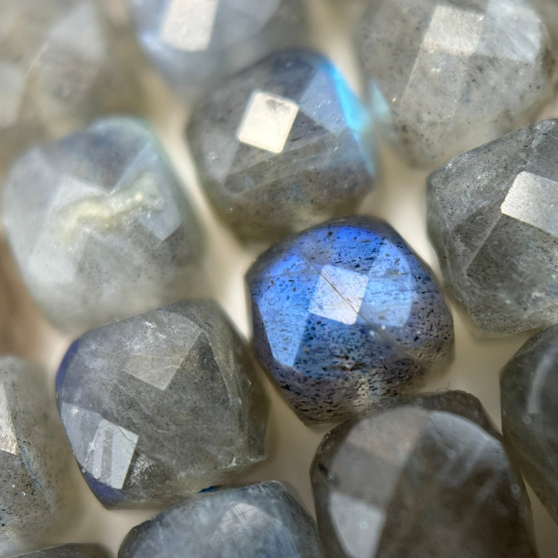 Labradorite for Jewelry Making - handpicked by Reza Piroznia Gemologist