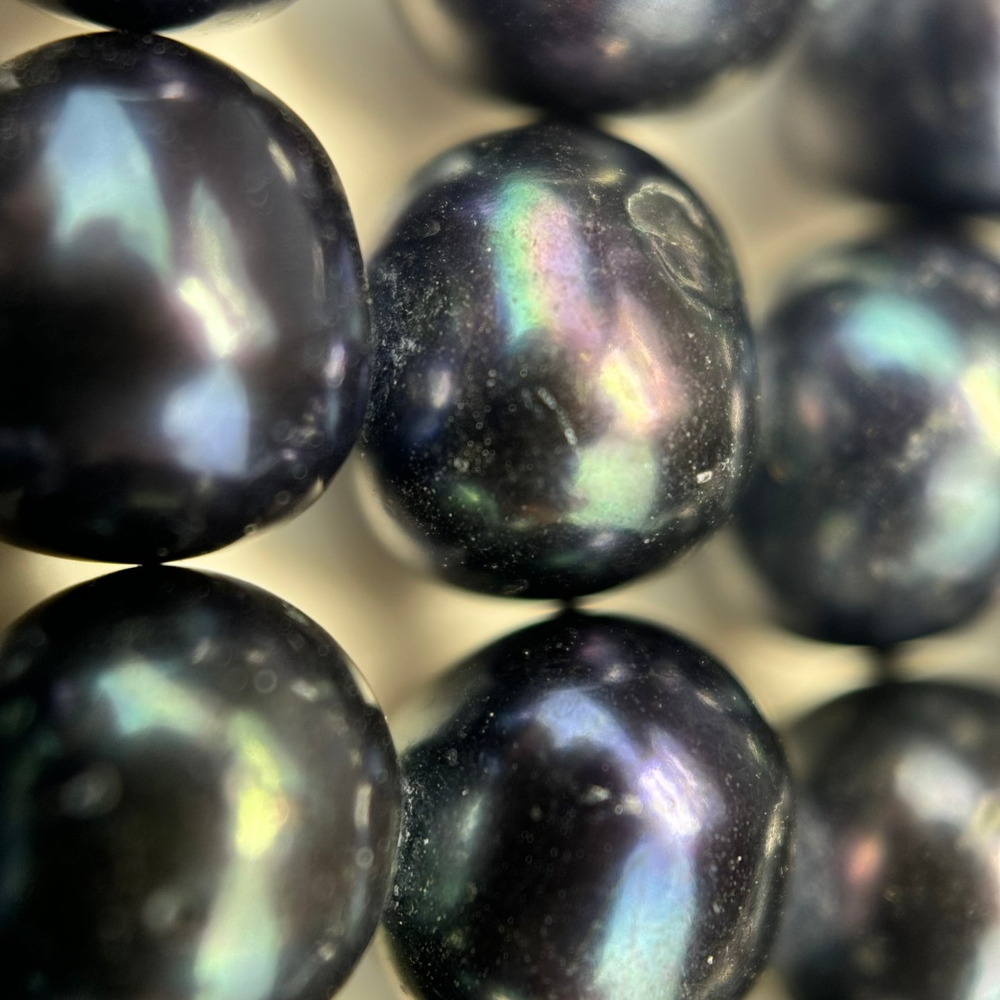 Dyed Black Pearl image 2