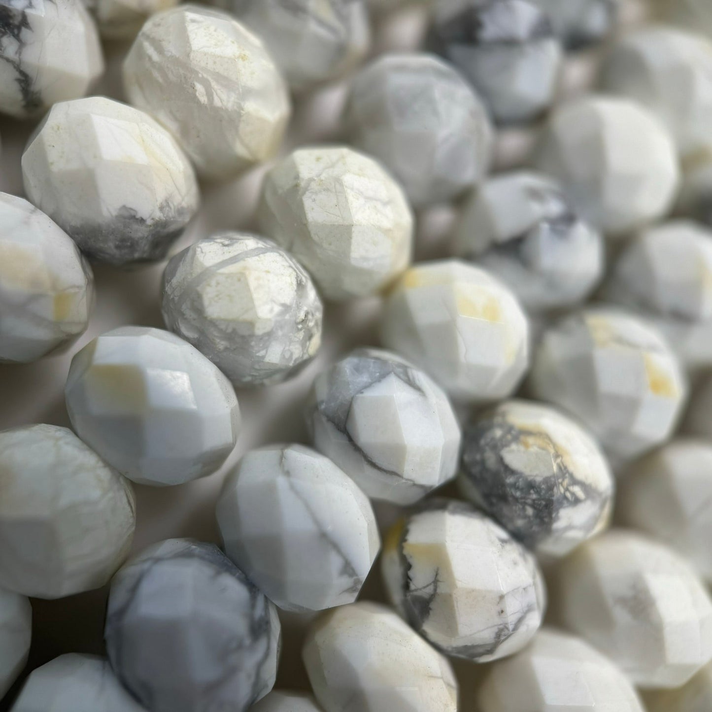 Howlite Faceted Rondelle Beads image 6