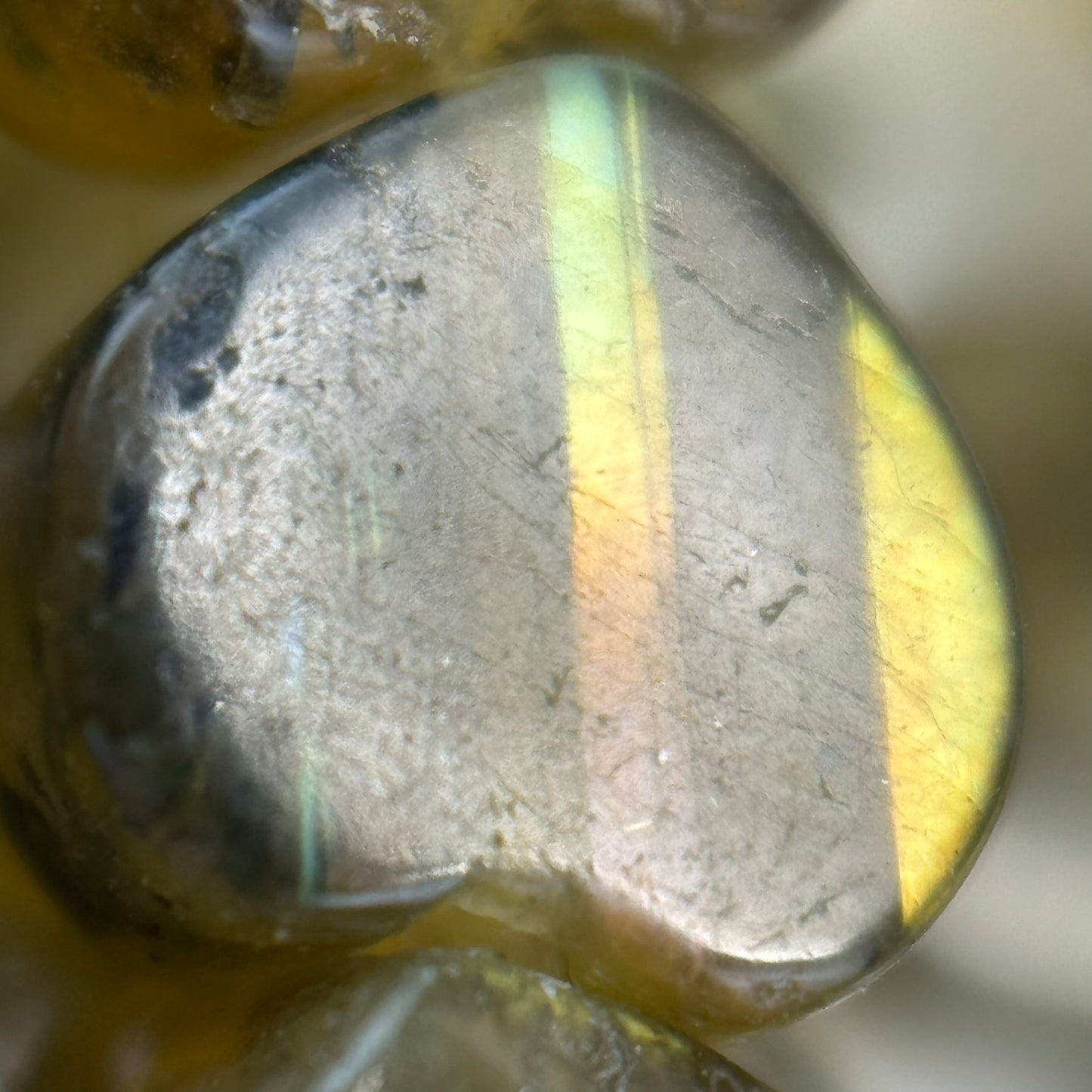Labradorite Flat Heart Beads image 2