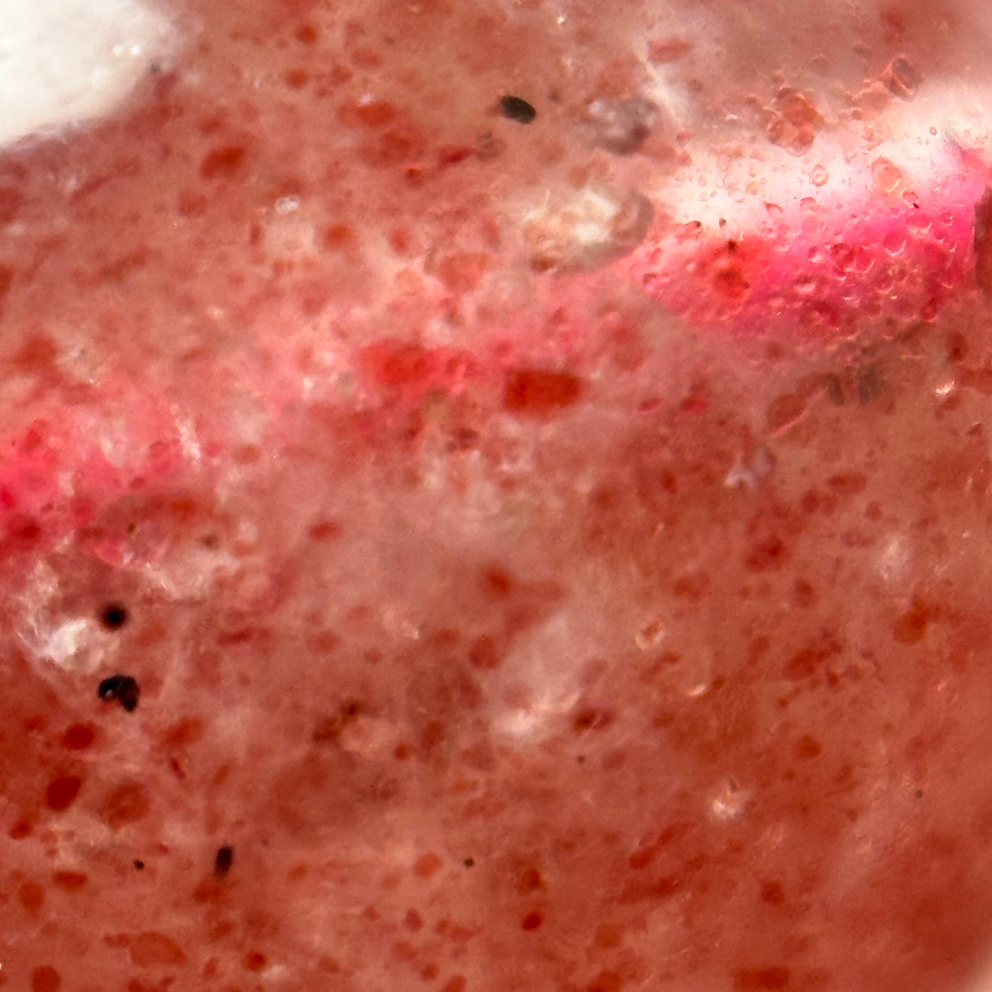 Strawberry Quartz Polished Round Beads image 4