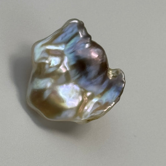 Souffle Pink & Golden Freshwater Pearl (AAA Quality)