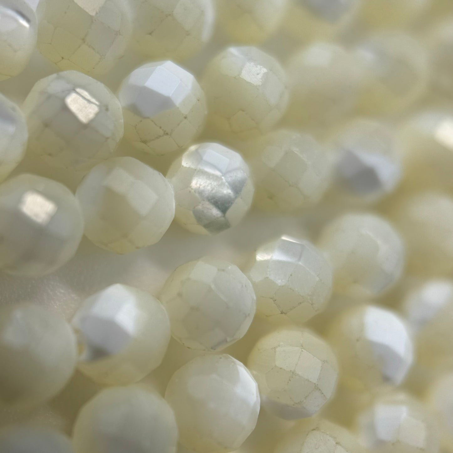 White Mother of Pearls Faceted Round Beads image 4