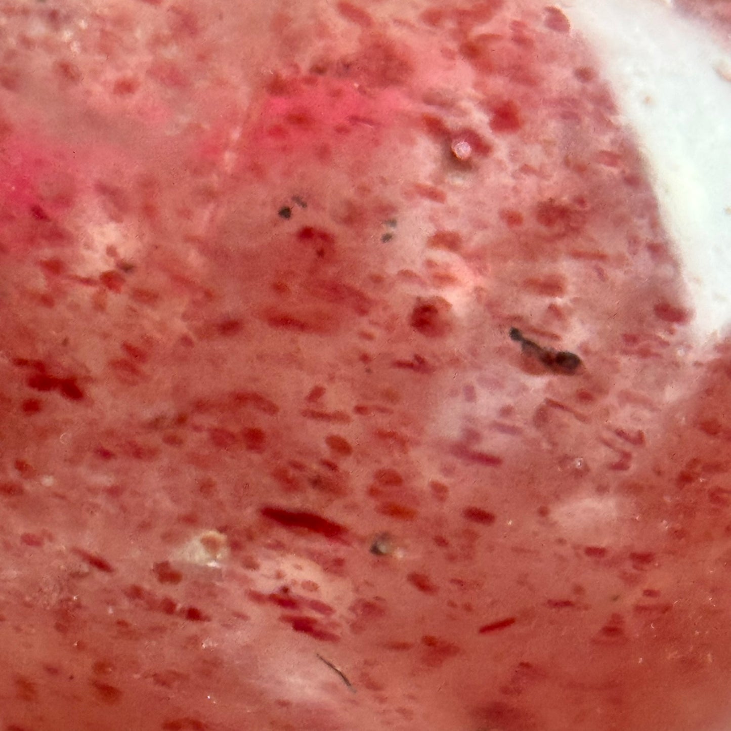 Strawberry Quartz Polished Round Beads image 1