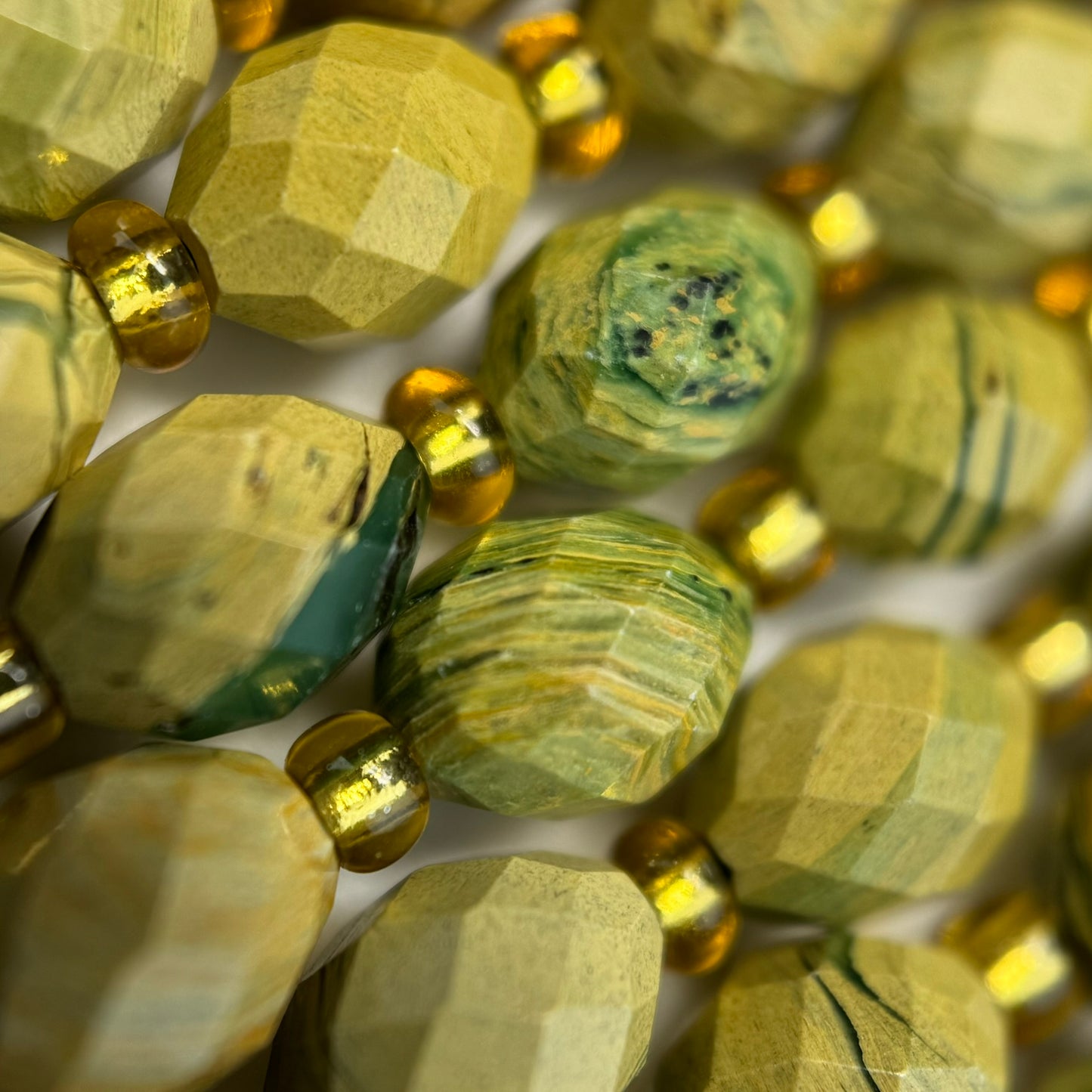 Chrome Chalcedony Faceted Barrel 8 Beads image 7