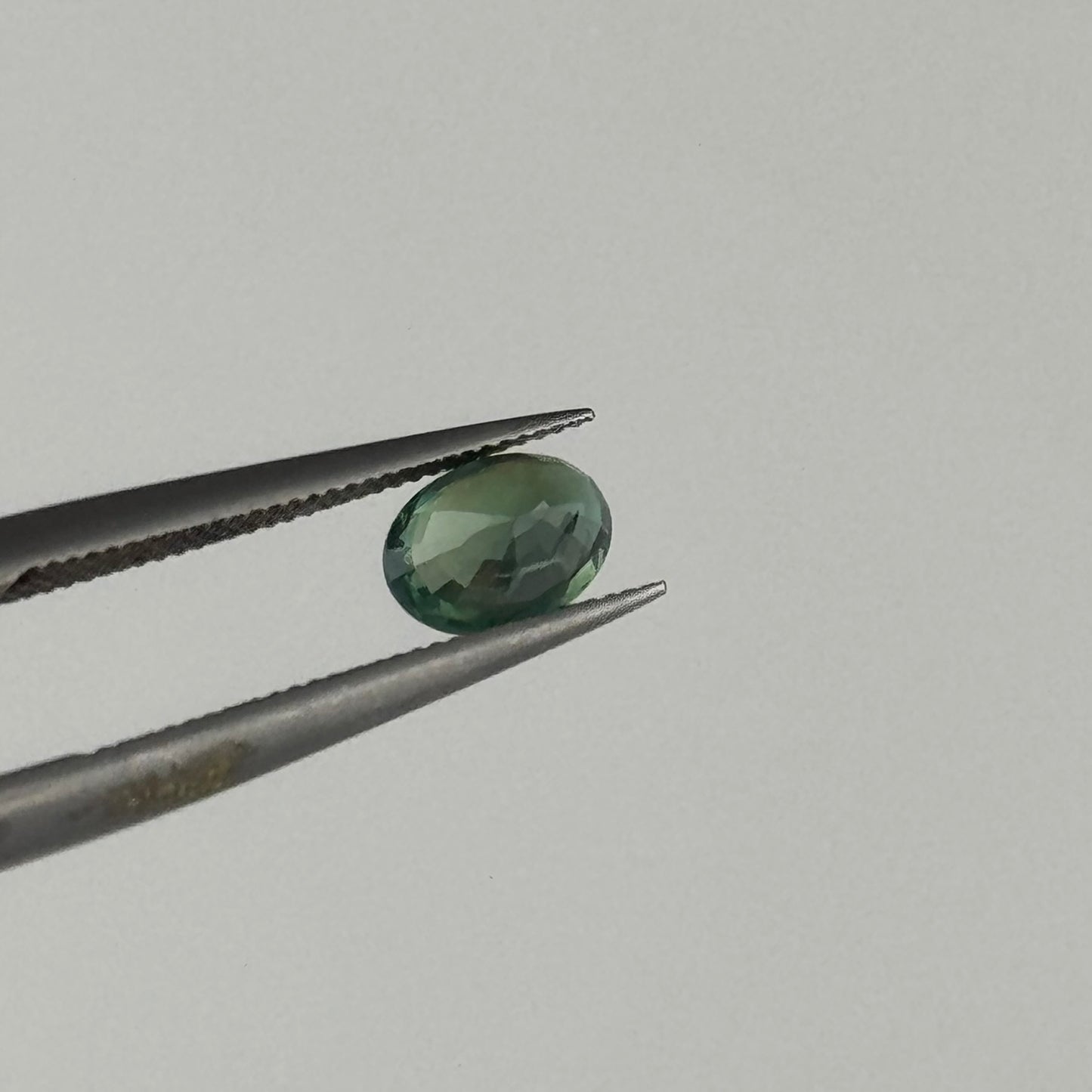 Natural Faceted Loose Alexandrite Gemstone image 2