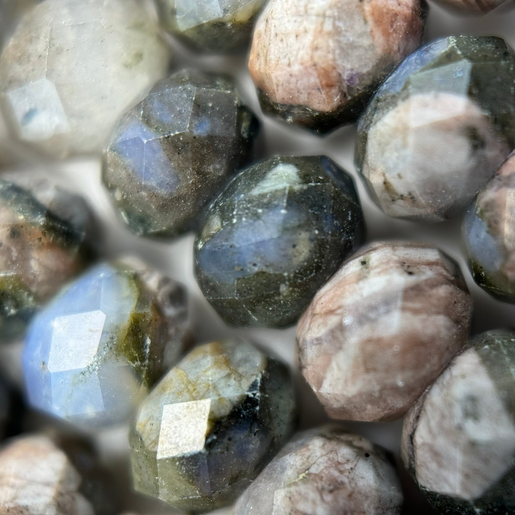 Lianite Faceted Rondelle Beads image 5