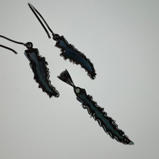 Hand carved blue Tourmaline earring from Brazil, set in sterling silver 925