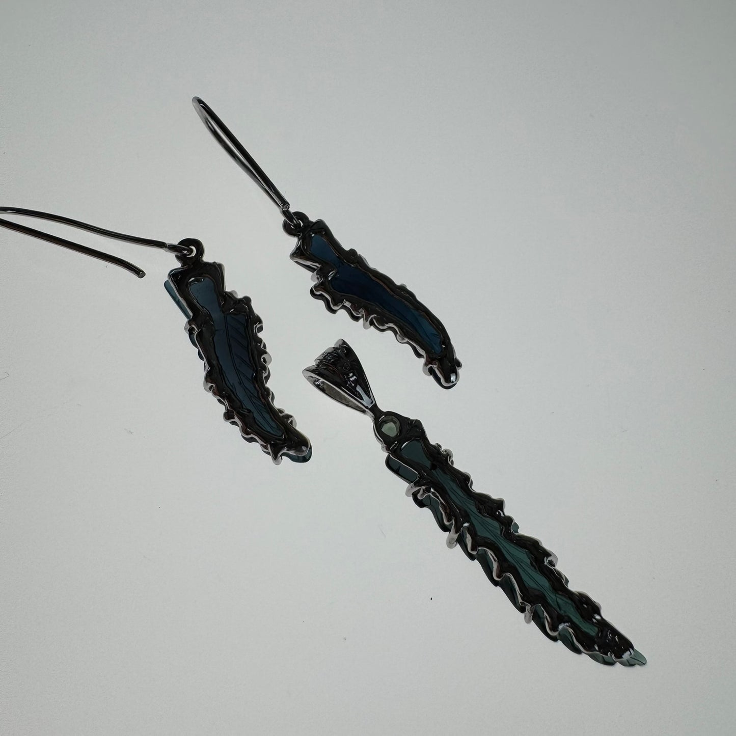 Hand carved blue Tourmaline earring from Brazil, set in sterling silver 925