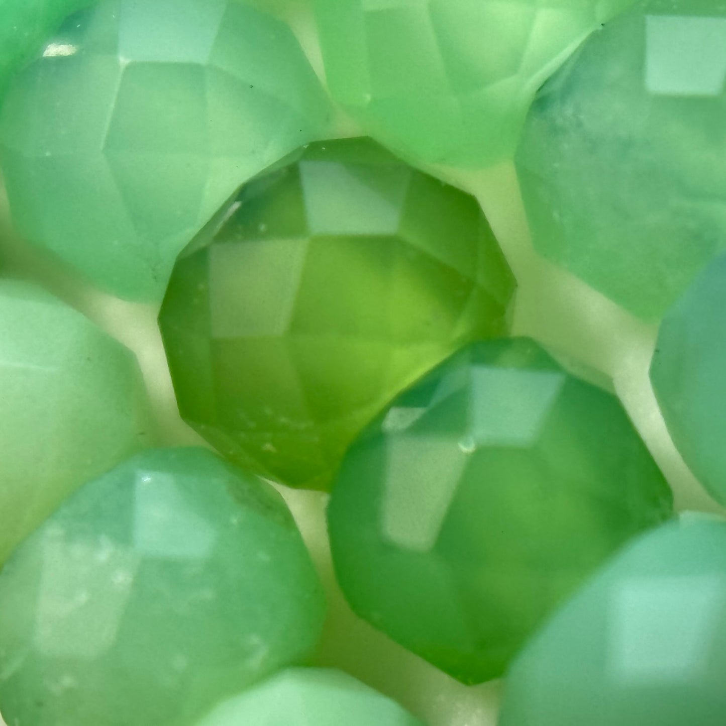 Chrysoprase Beads - Faceted Rondelle - Single Cut