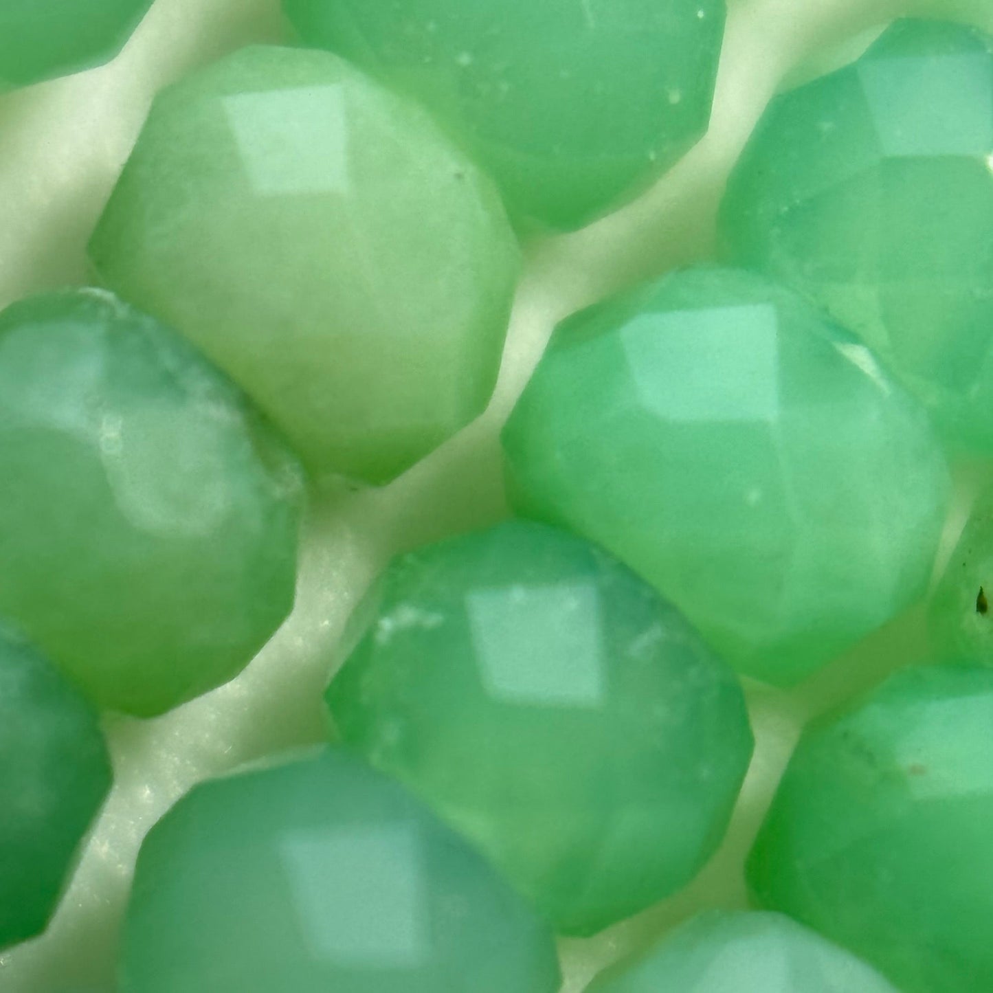 Chrysoprase Beads - Faceted Rondelle - Single Cut
