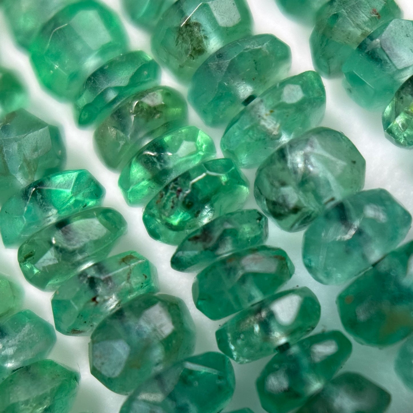 AAA Emerald Rondelle Beads – Faceted Gem for Jewelry