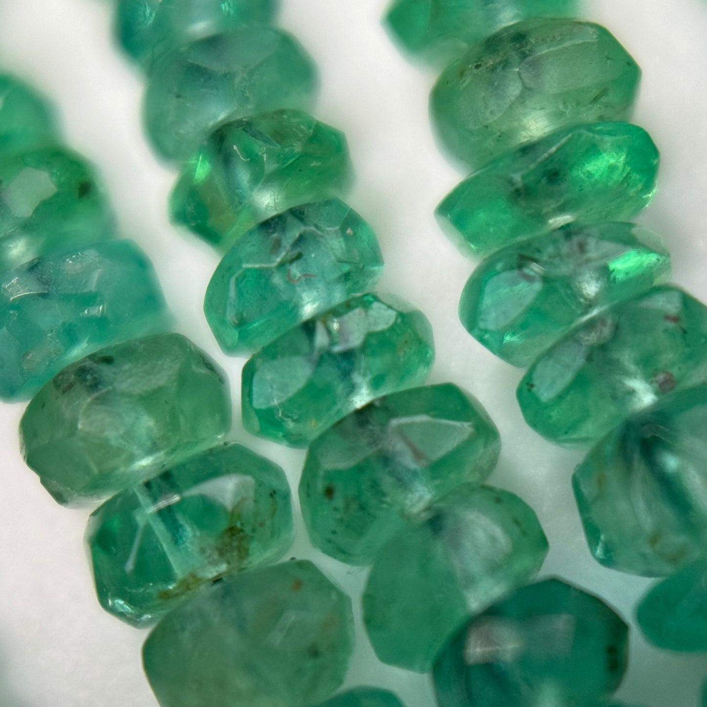AAA Emerald Rondelle Beads – Faceted Gem for Jewelry