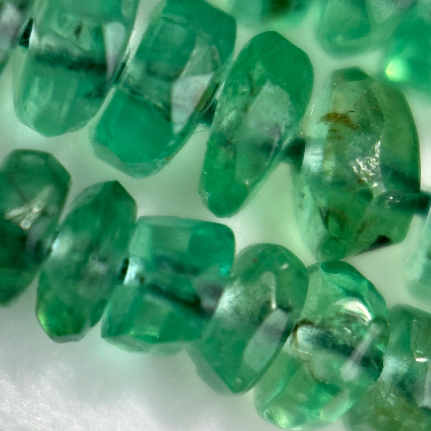 AAA Emerald Rondelle Beads – Faceted Gem for Jewelry