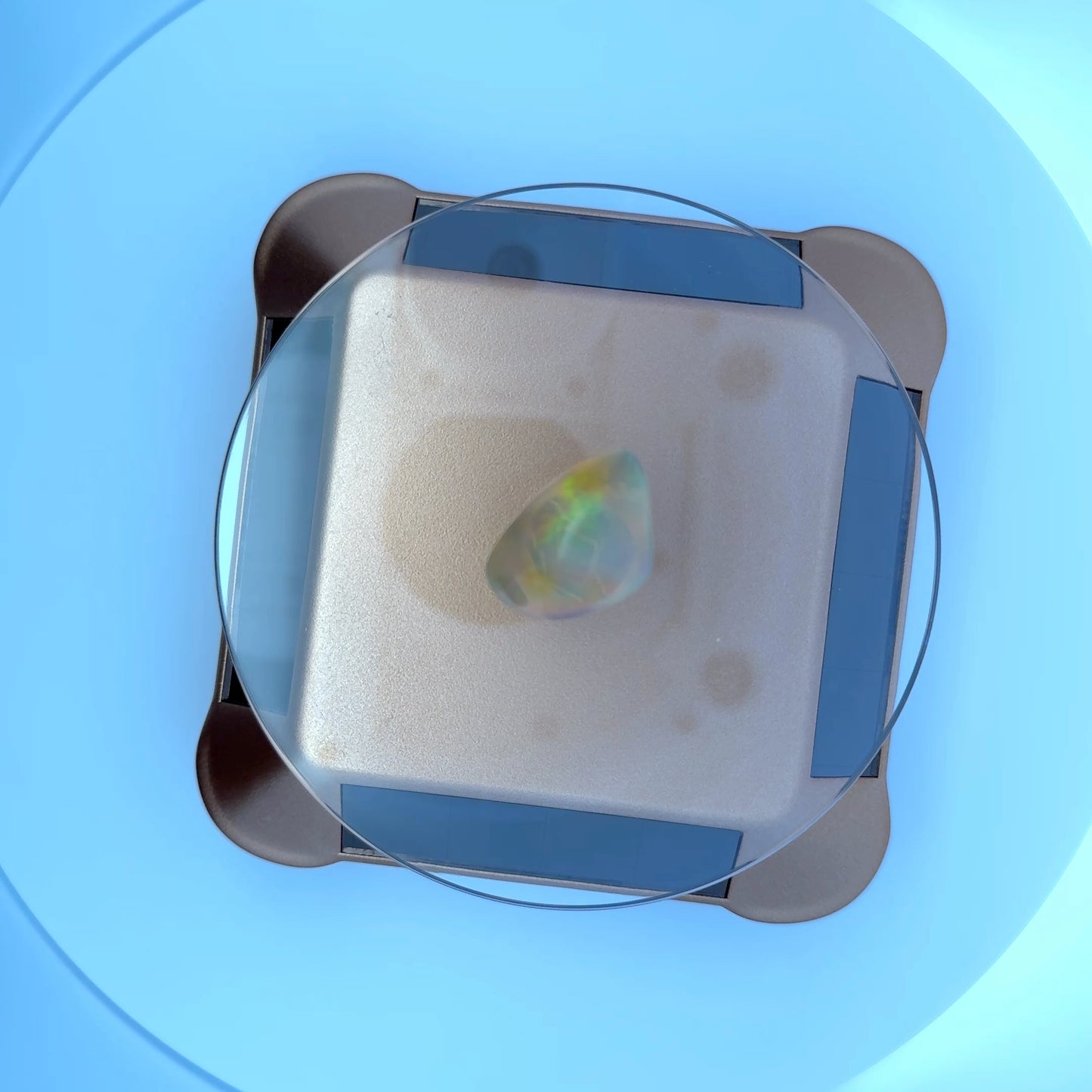 Solar Showcase - BD | Turn Table