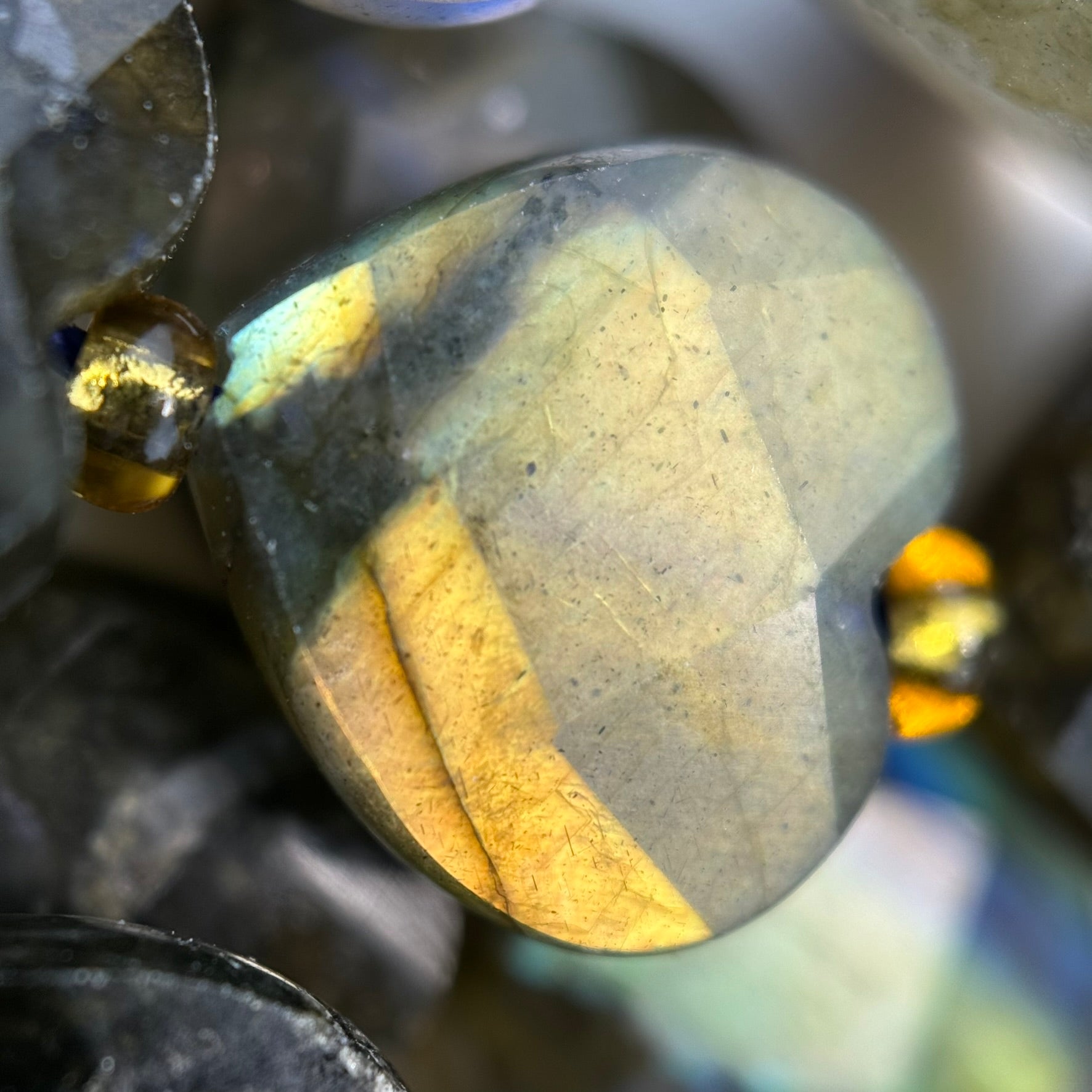 Labradorite Faceted Heart Shape Beads image 2