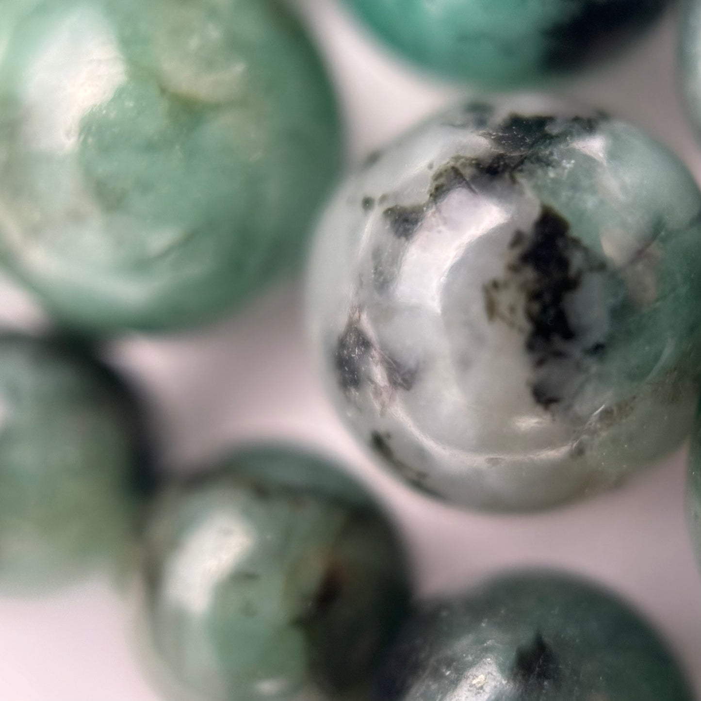 Emerald Polished Round Beads image 1