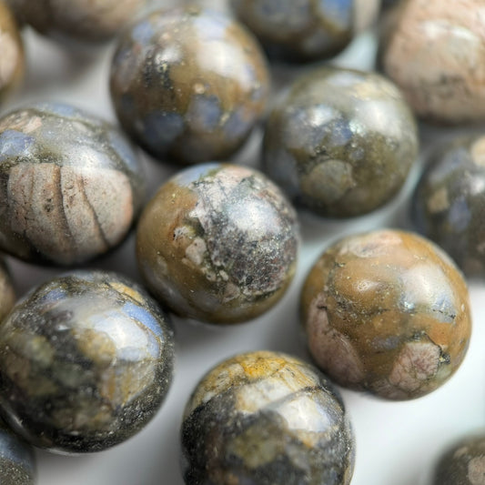 Lianite Polished Round Beads (A Quality)