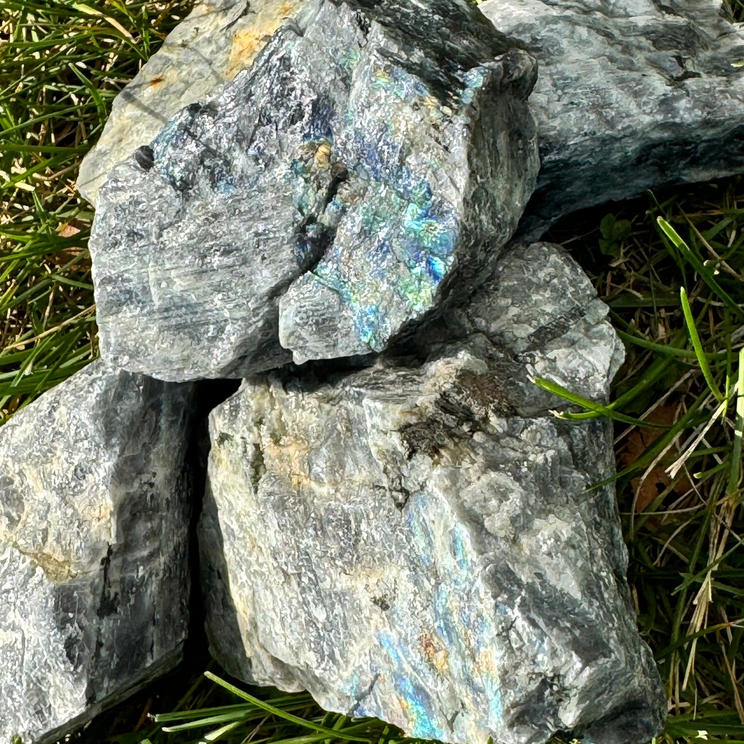 Rough Labradorite Stones AAA (Sold by Kilogram) image 2