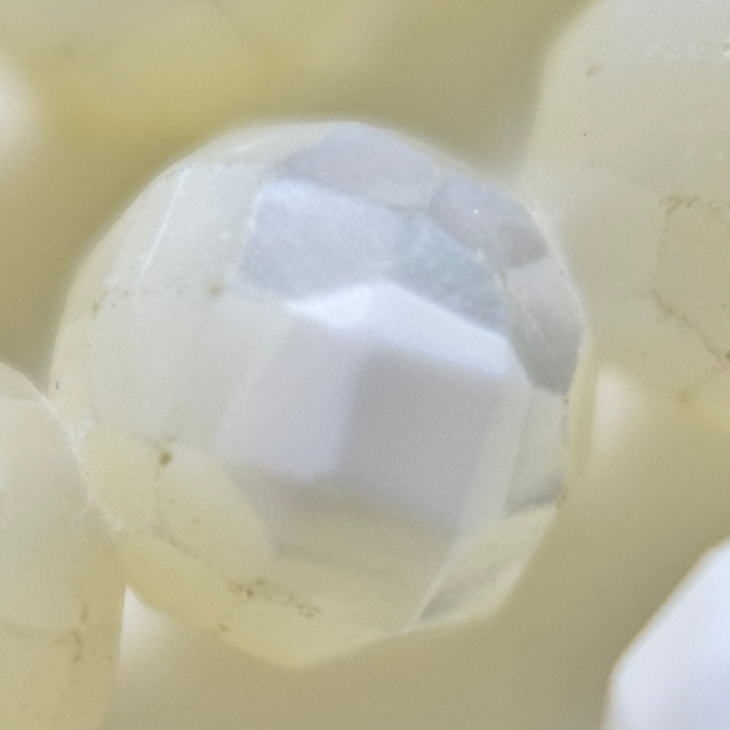 White Mother of Pearls Faceted Round Beads image 7