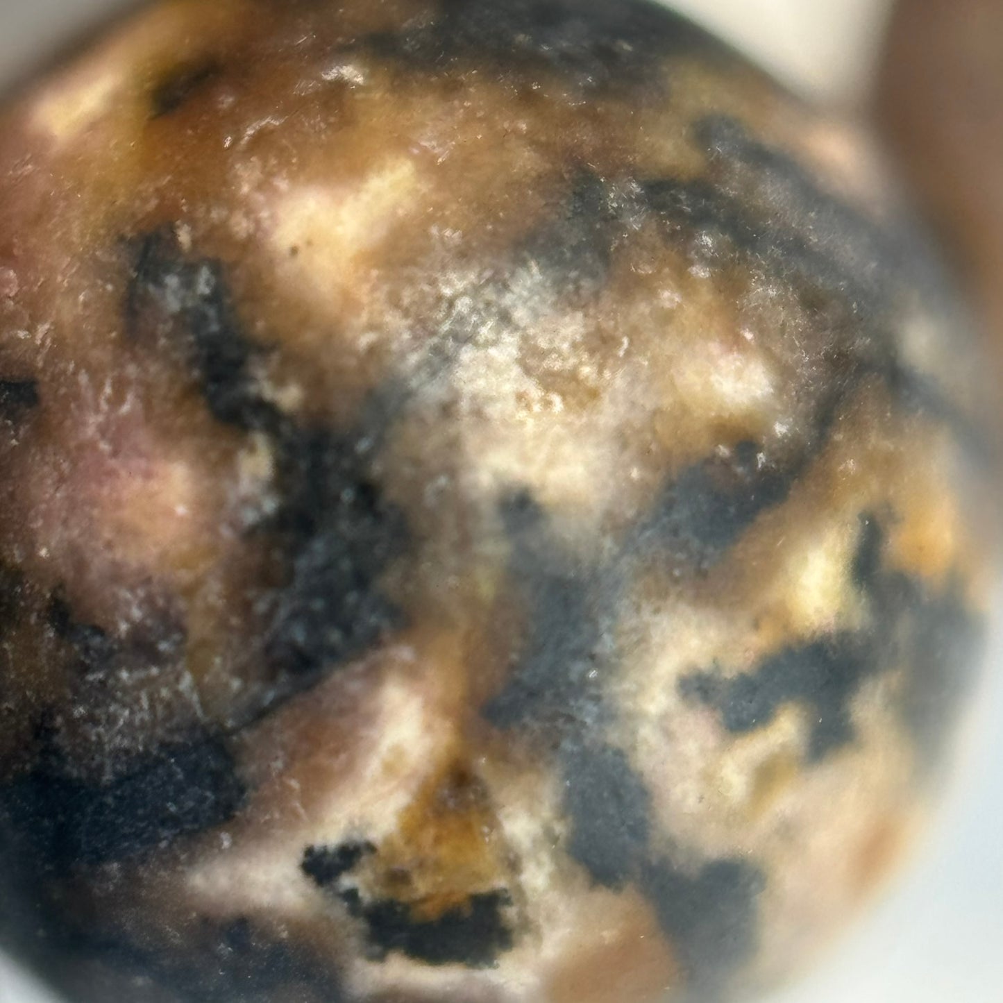 Dendritic Rhodonite Frosted Round Beads image 4