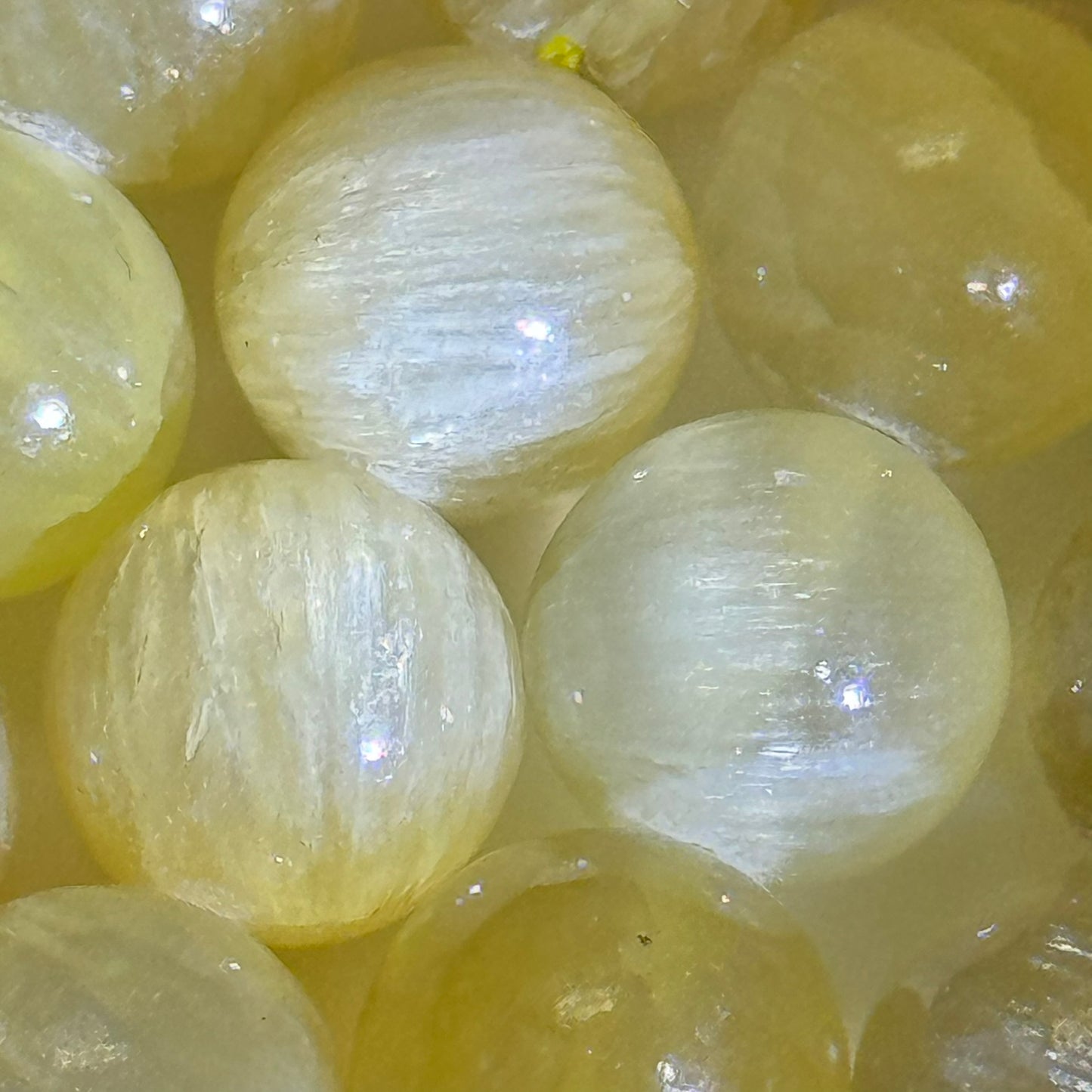 Golden Cat's eye Calcite Polished Round Beads image 2