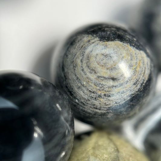 Jasper Black Silver Leaf Round Beads (AA Quality)
