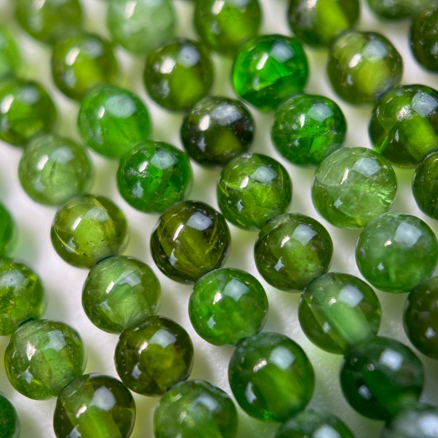 Diopside AAA Polished Round Beads image 7
