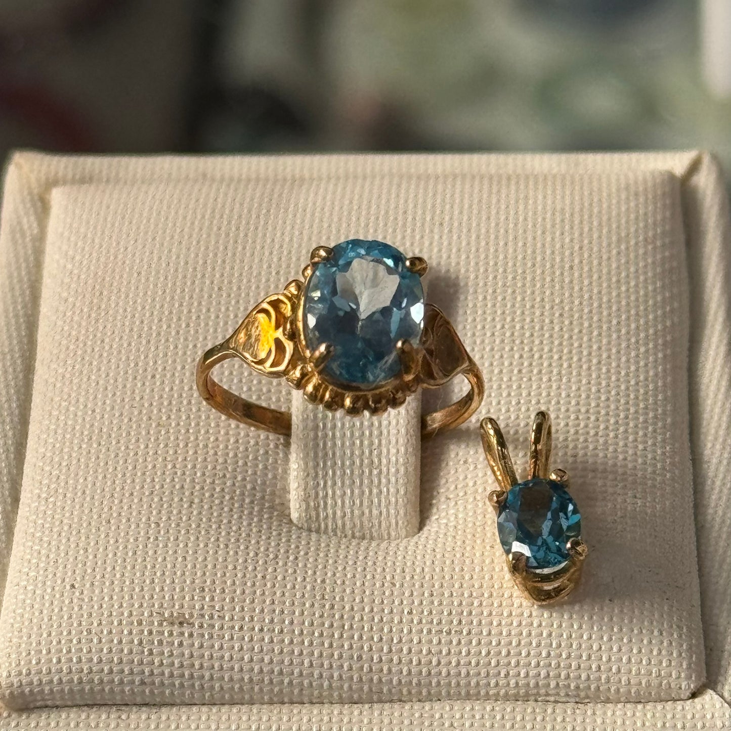 jewelry blue topaz ring