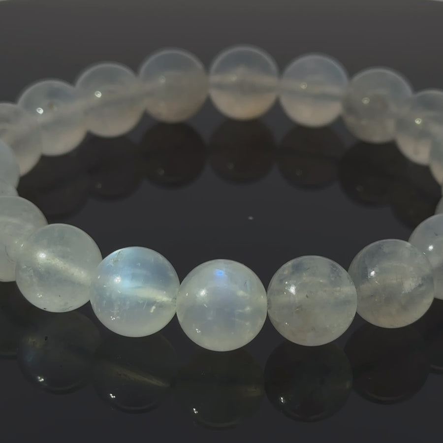 Rainbow Moonstone Bracelet – Shimmering Elegance for Every Occasion