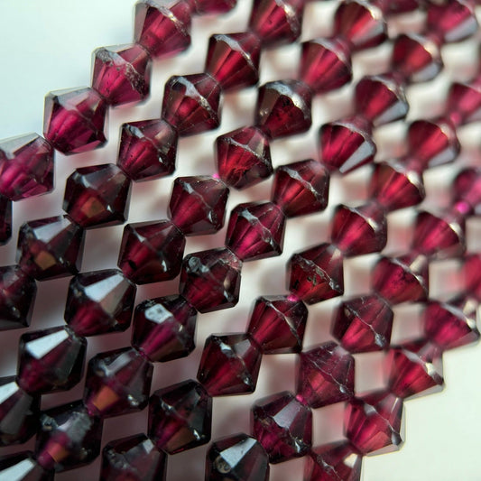 Garnet Space Ship Beads image 3