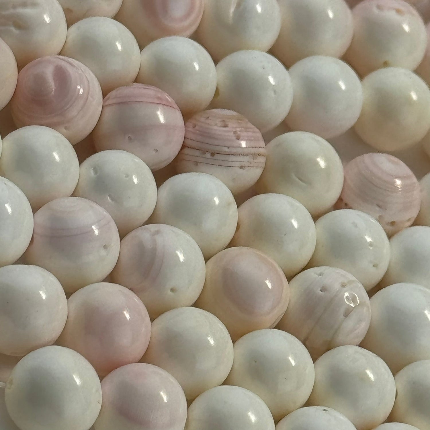Pink Shell Mother Of Pearls Gemstone Beads in Round Shape and Polished Finish For Jewelry Making all pink and white color with beautiful pattern