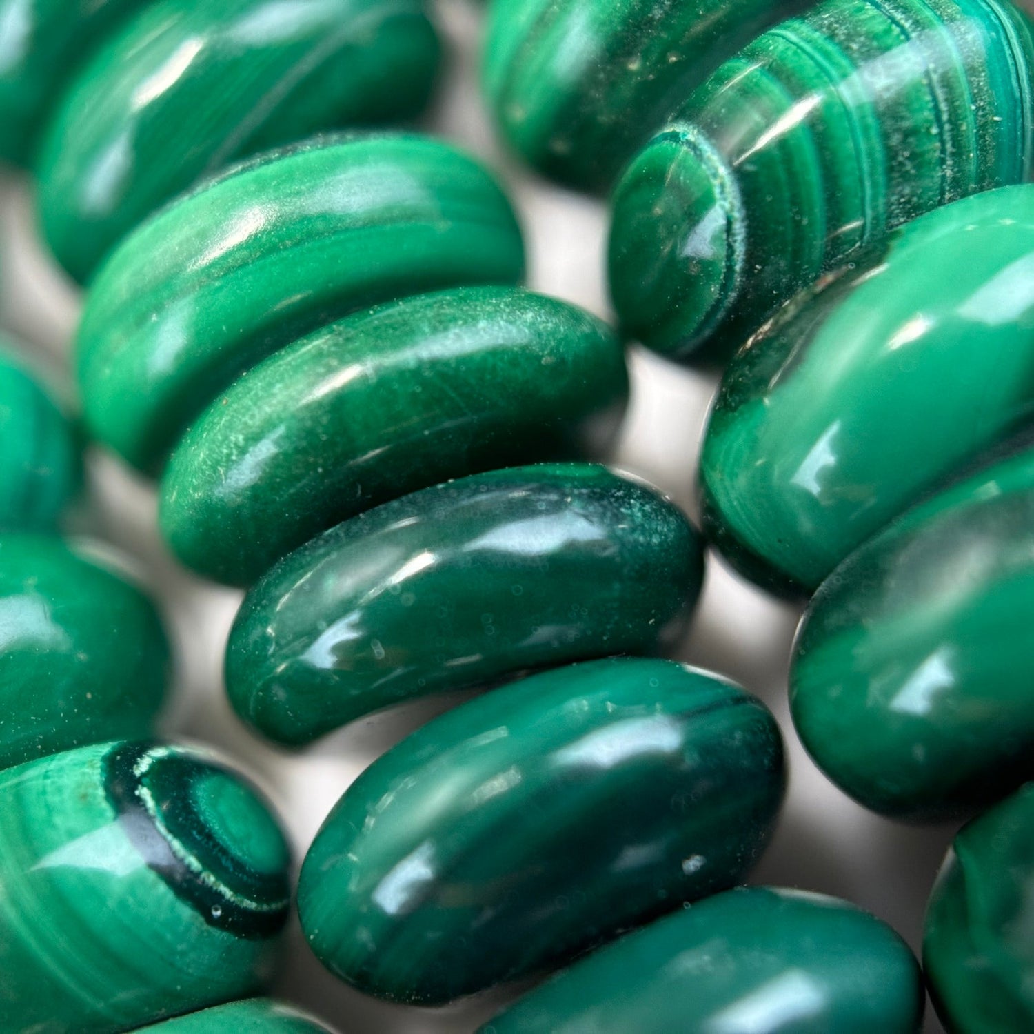 Malachite Beads for sale - rondelle polished malachite