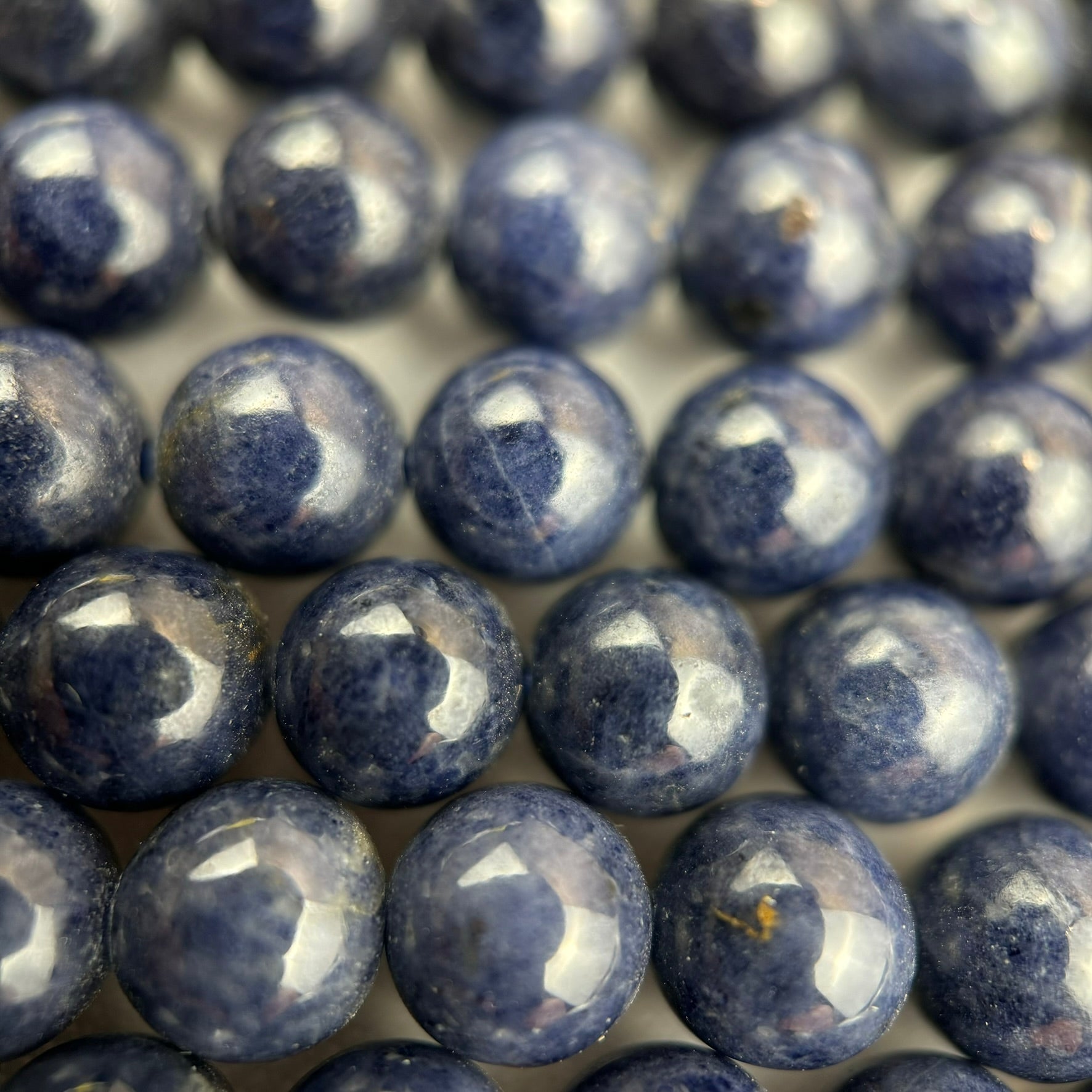 Blue Sapphire: Beads, Rough Stones & Fine Jewelry – Reza Gem Collection