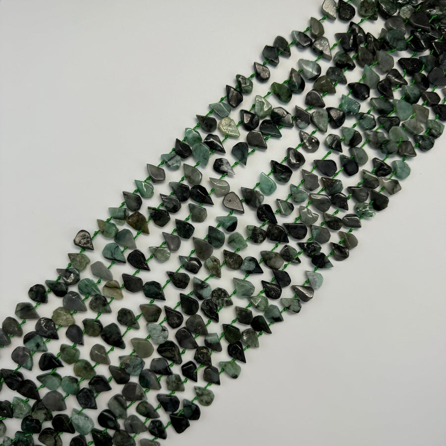 Emerald Pear Shape Side Drill Beads image 0