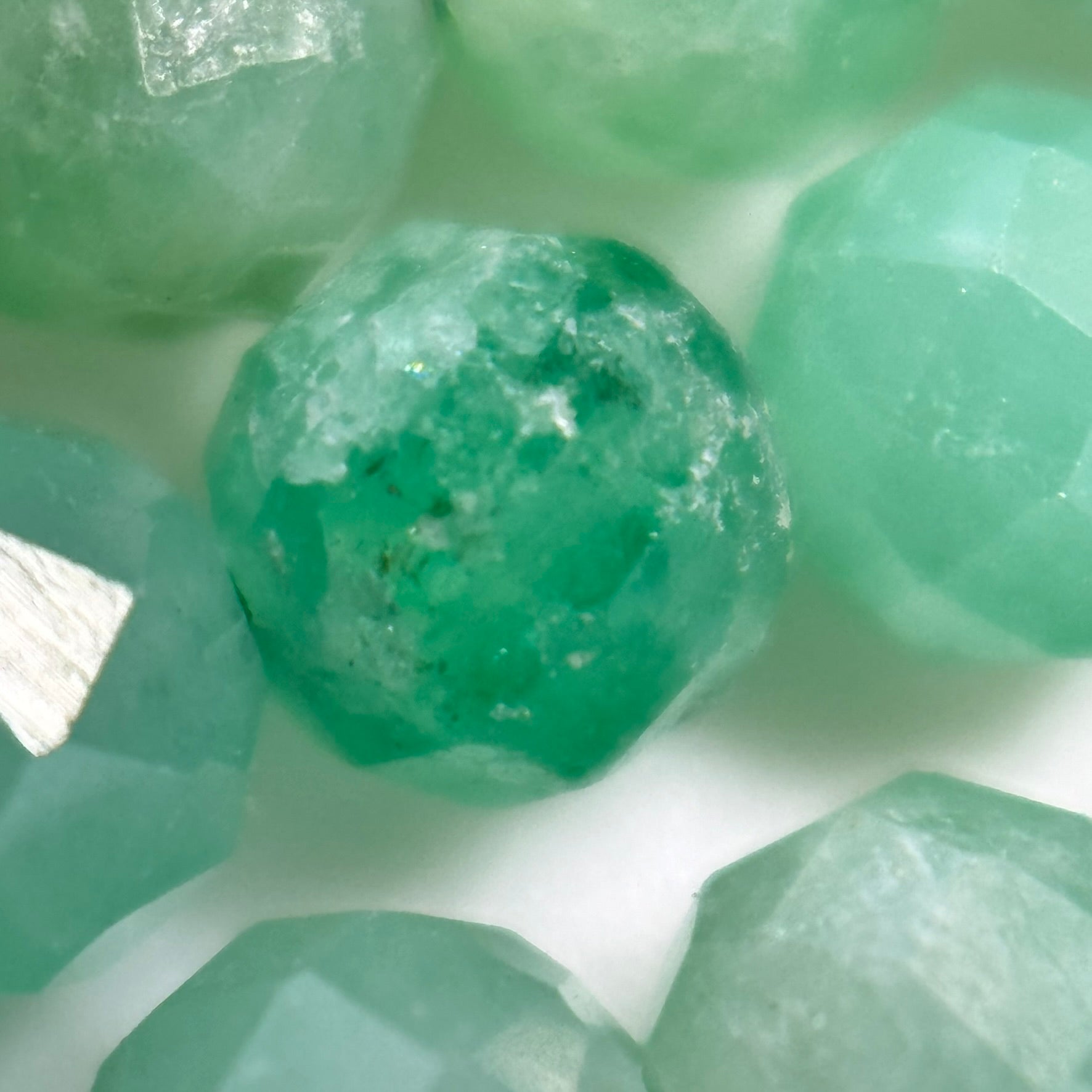 Chrysoprase Faceted Round Beads image 4