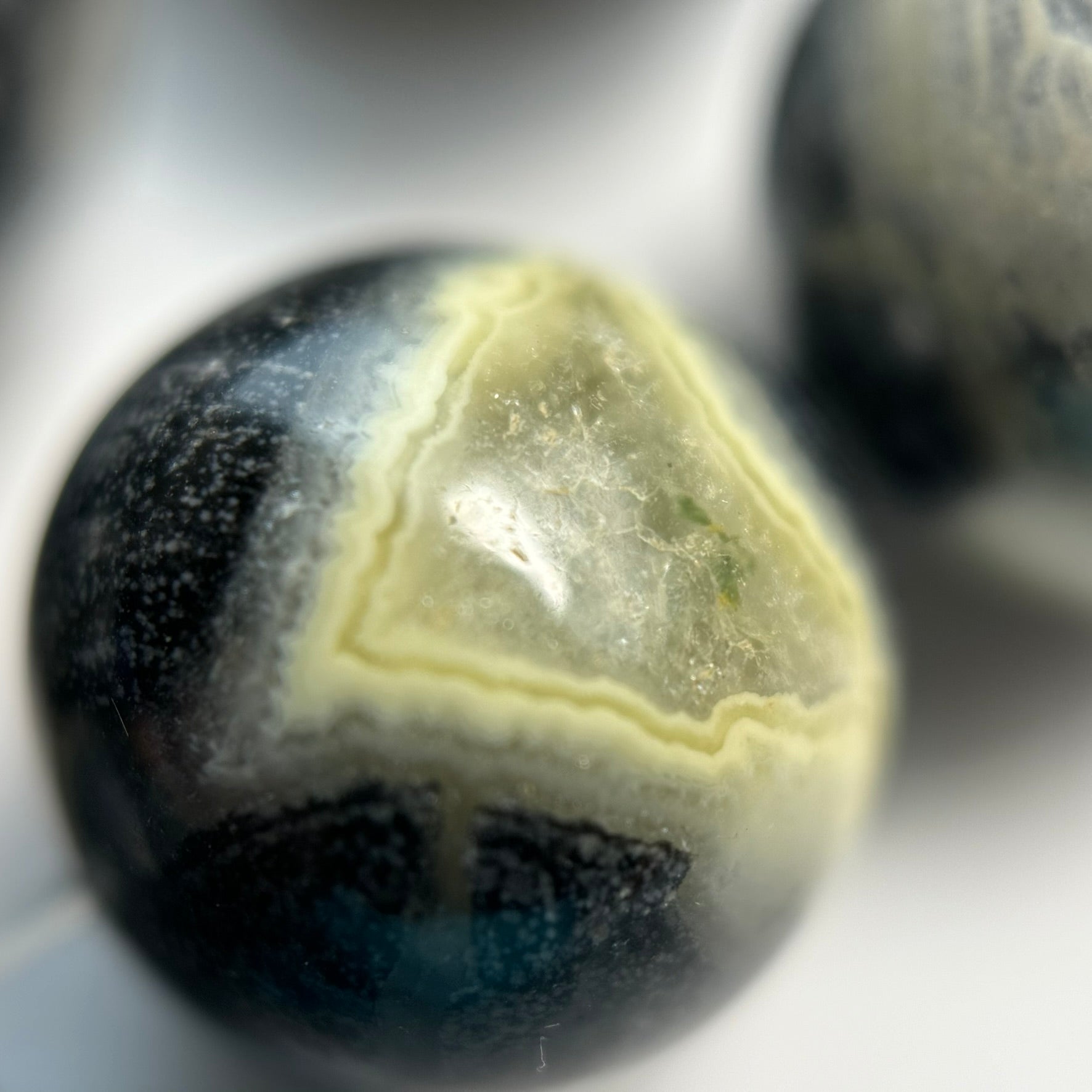 Black Silver Leaf Round Beads image 5