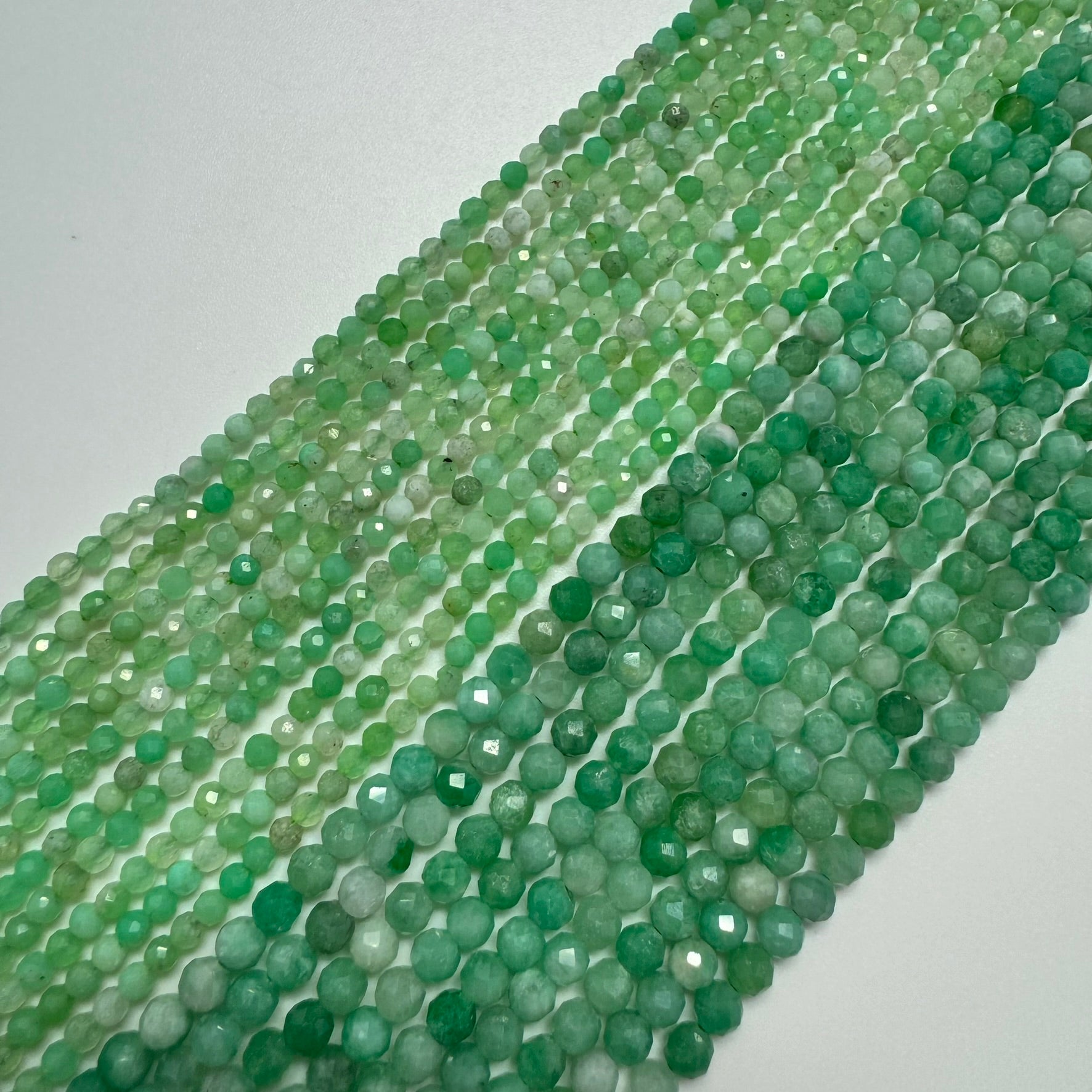 Chrysoprase Faceted Round Beads image 8