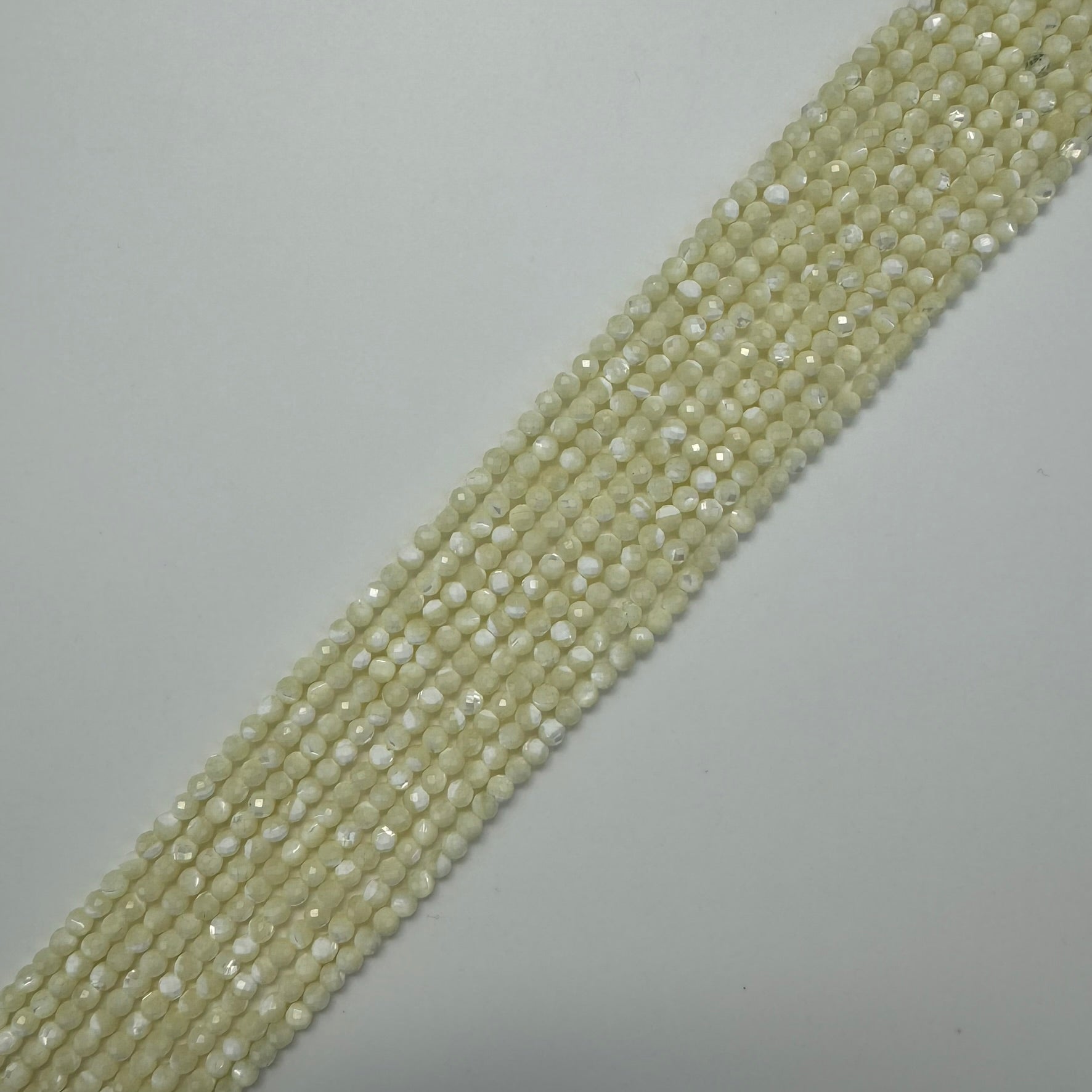 White Mother of Pearls Faceted Round Beads image 5