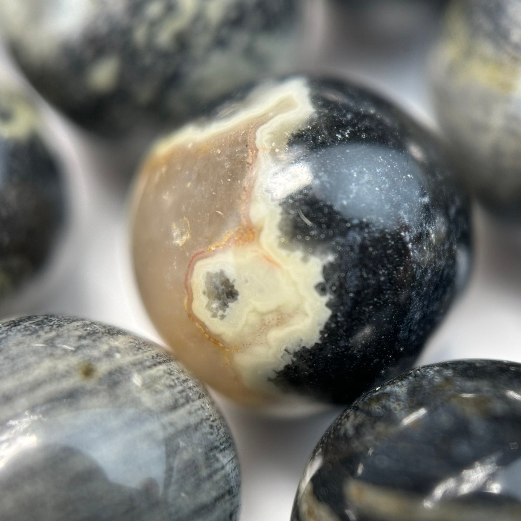 Black Silver Leaf Round Beads image 7