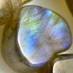Labradorite Flat Heart Beads image 7