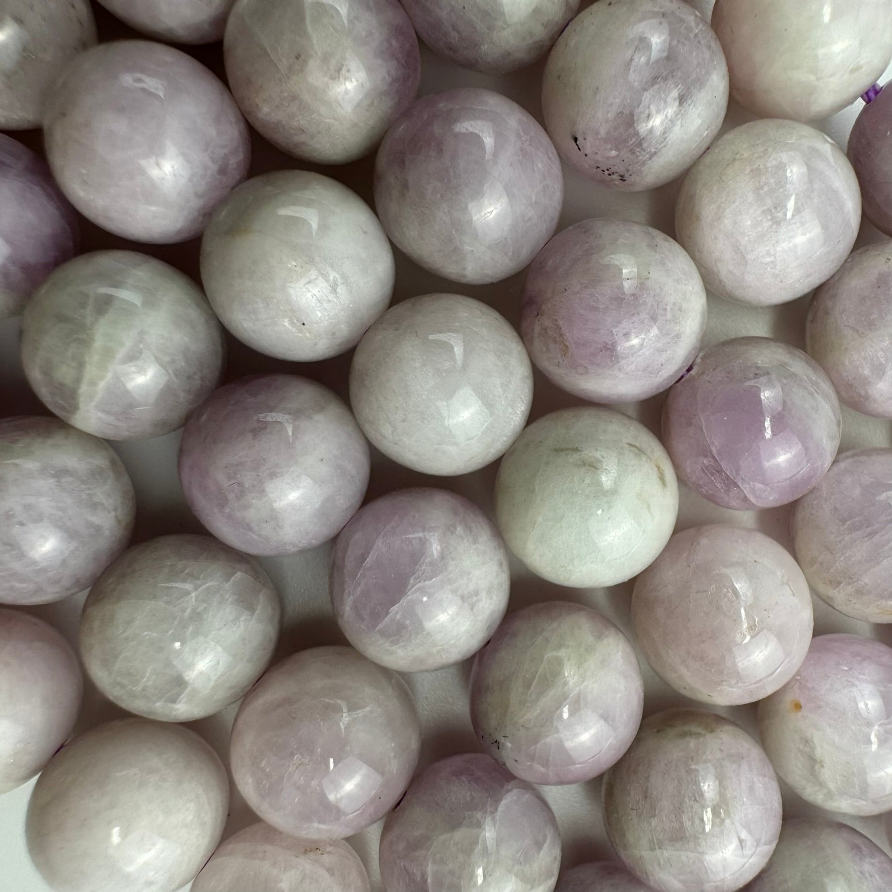 Kunzite Polished  Round Beads image 5