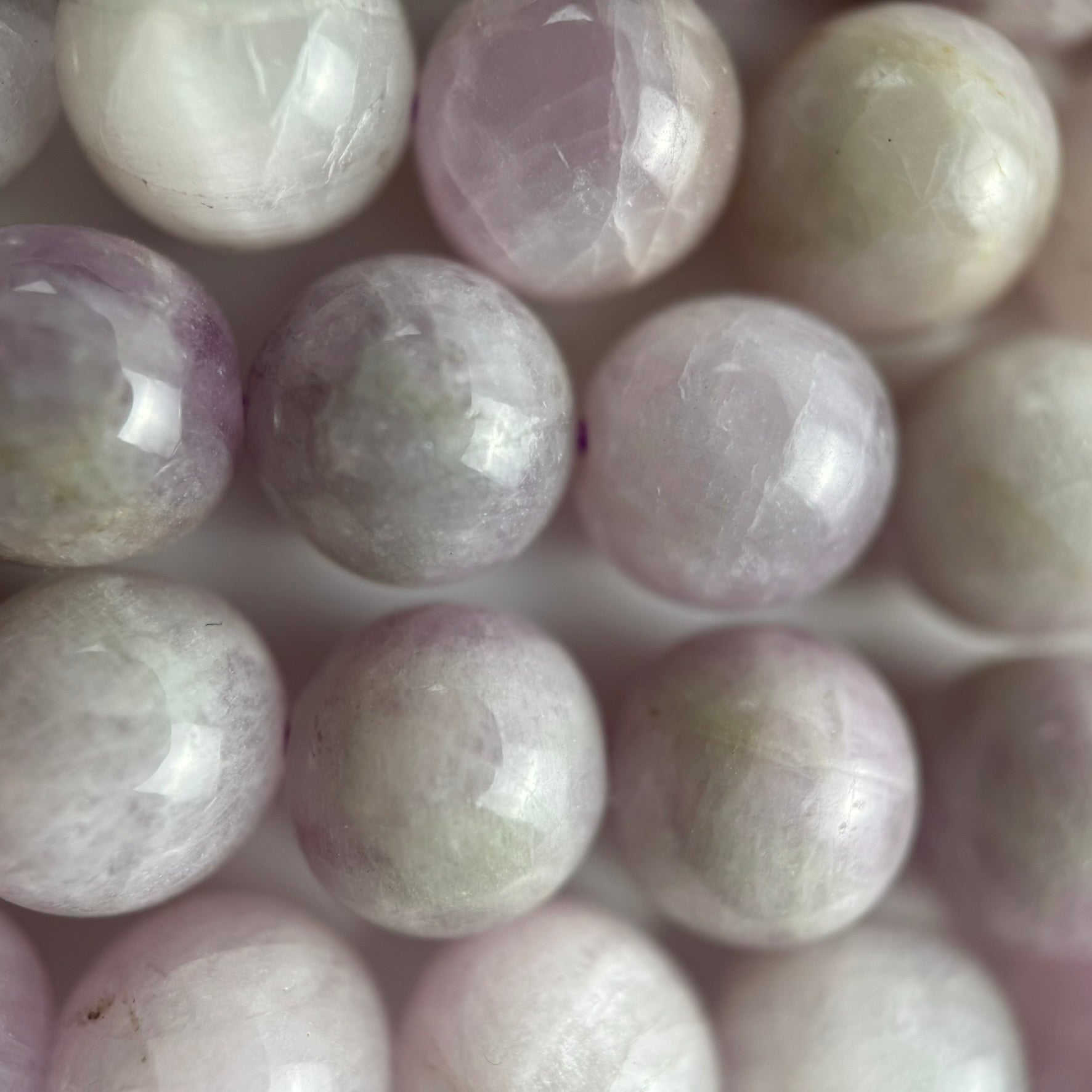 Kunzite Polished  Round Beads image 6
