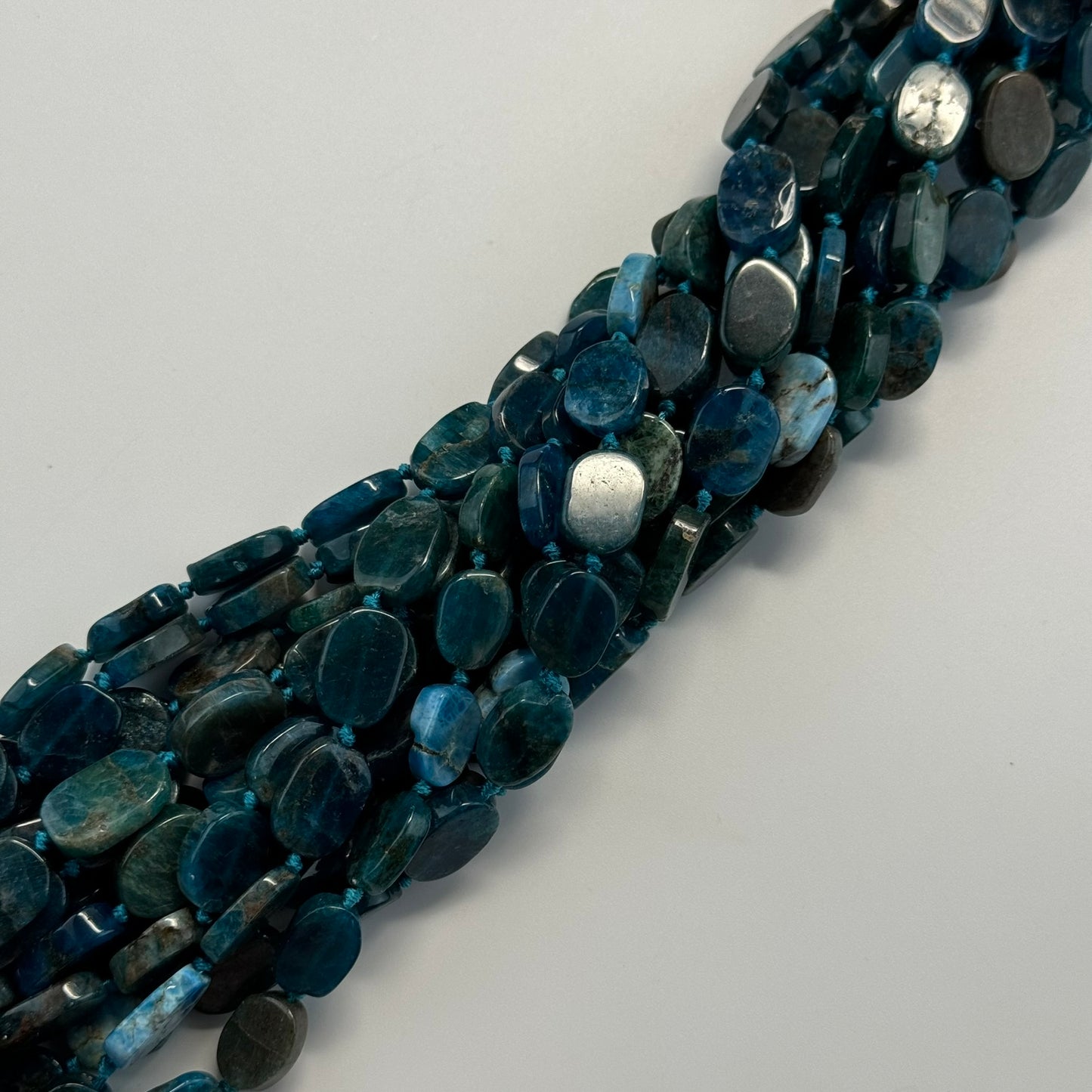 Apatite Intense Color Beads image 6