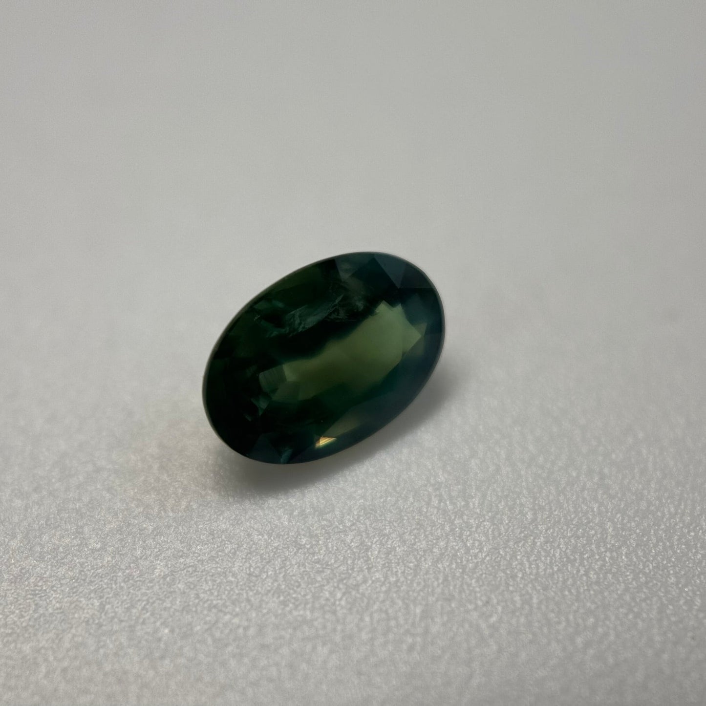 Natural Faceted Loose Alexandrite Gemstone image 5