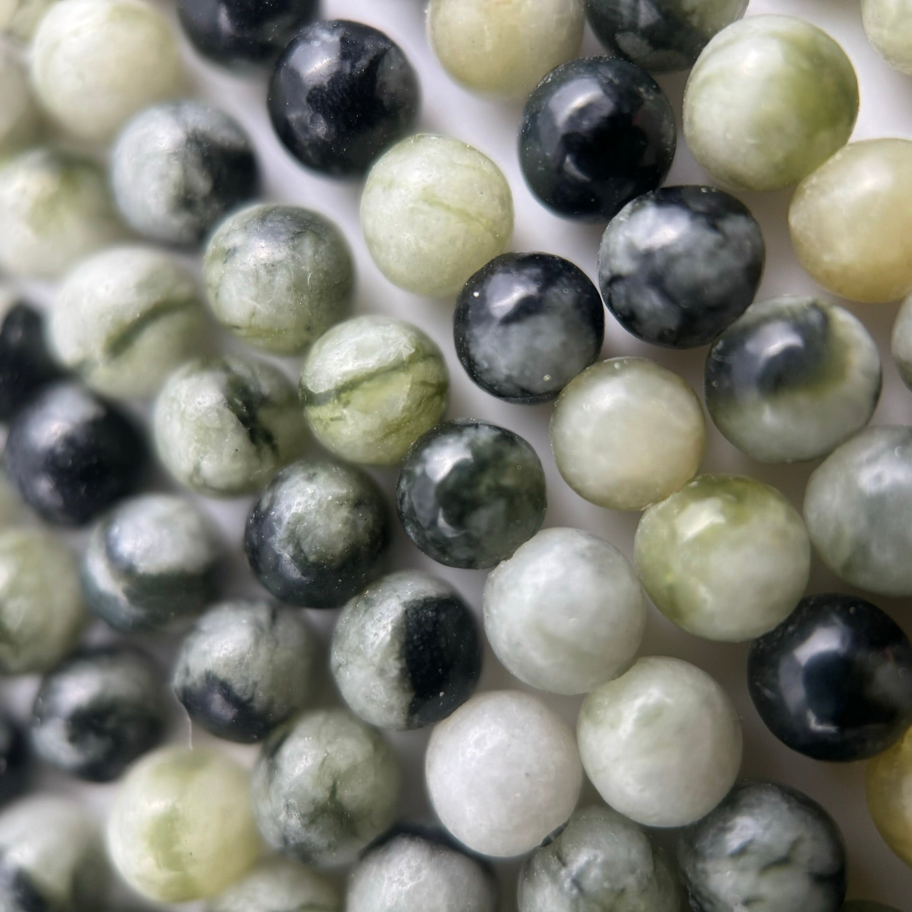 Dendritic Green Serpentine Polished  Round Beads image 2
