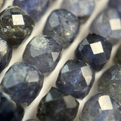 Iolite Square Beads image 7