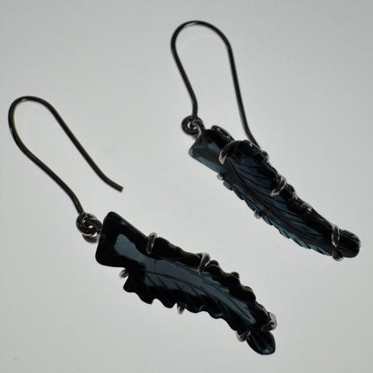 Hand carved blue Tourmaline earring from Brazil, set in sterling silver 925
