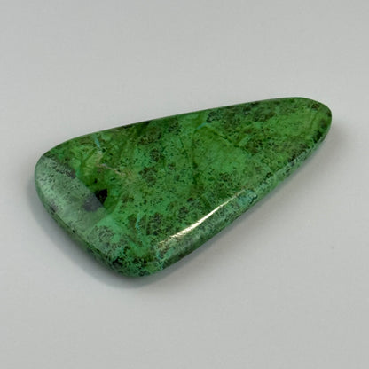 Polished Parrot Wing Jasper – Natural Double-Sided Gem for Jewelry Making