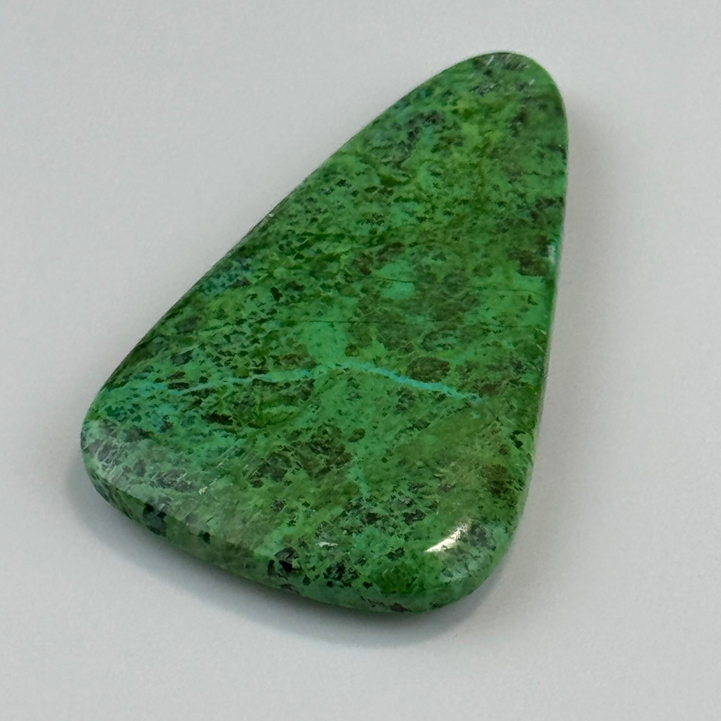 Polished Parrot Wing Jasper – Natural Double-Sided Gem for Jewelry Making